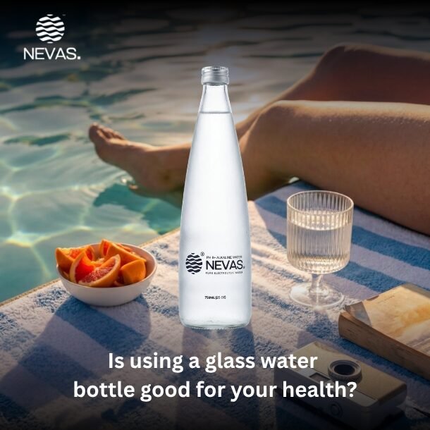 Is using a glass water bottle good for your health? Blog Banner